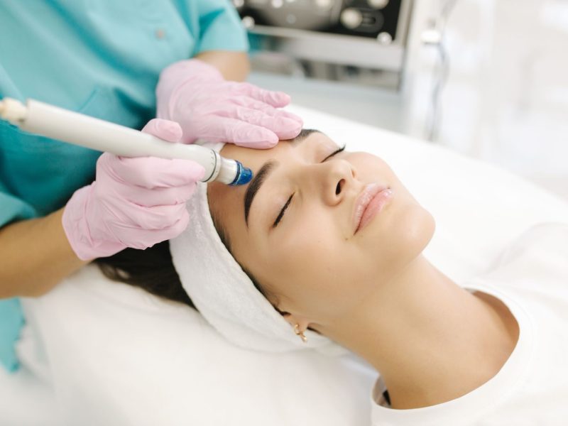 Close-up-of-woman-getting-facial-hydro-microdermabrasion